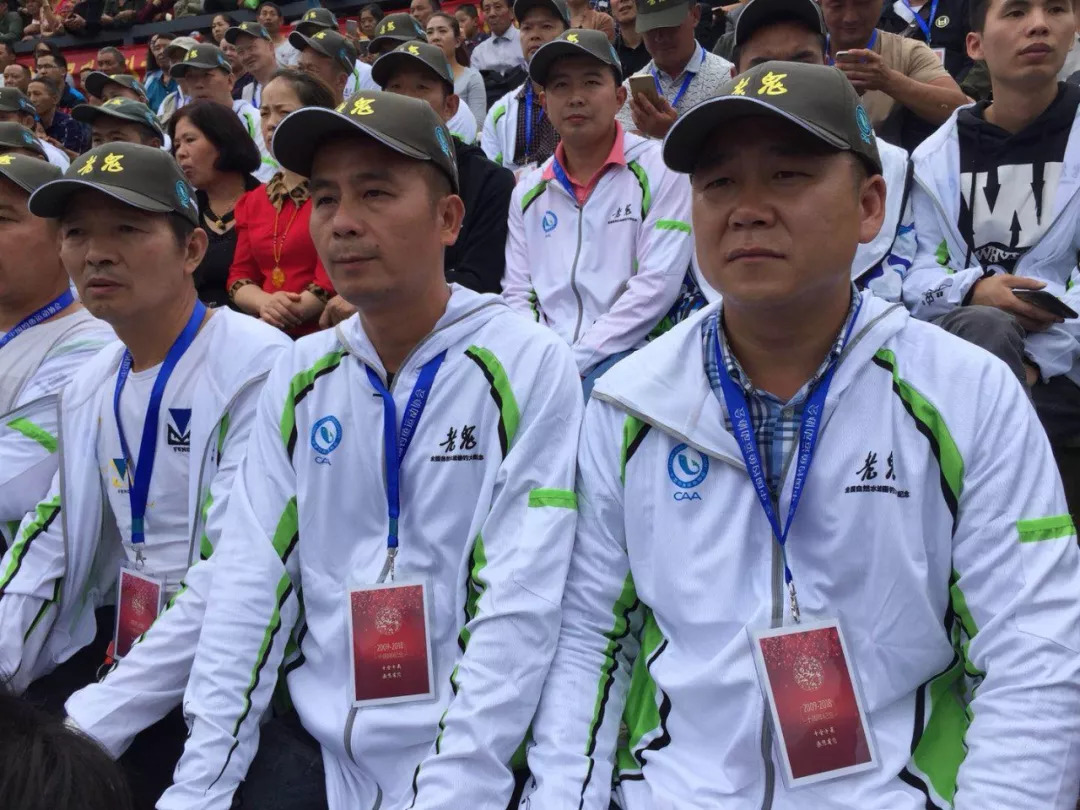 爱游戏人气手游关于云贵雄鲨队守住胜果东城山猫队，击剑大奖赛上演裁判判罚引热议！技战术储备厚实的信息