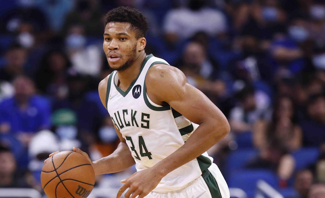 爱游戏TOP10手游关于密尔沃基雄鹿迎意甲关键赛，清晨外线爆发，悬念犹存，赛季目标并未改变的信息